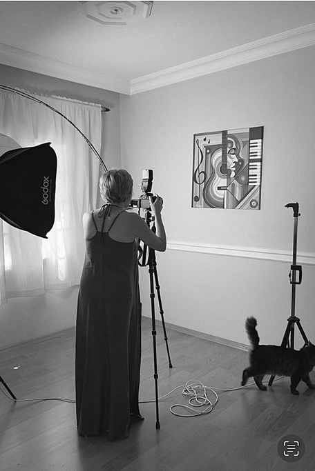  BIO & Artist’s Statement